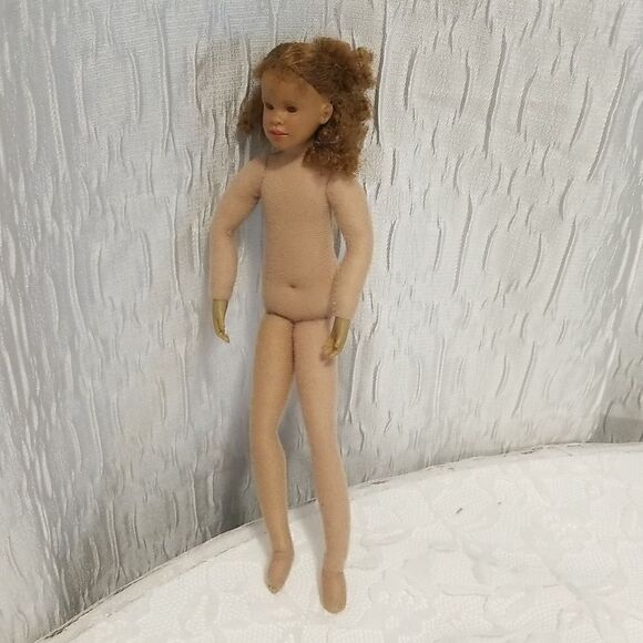 Only Hearts Club - 2004  Doll - 9" - Picture 1 of 6
